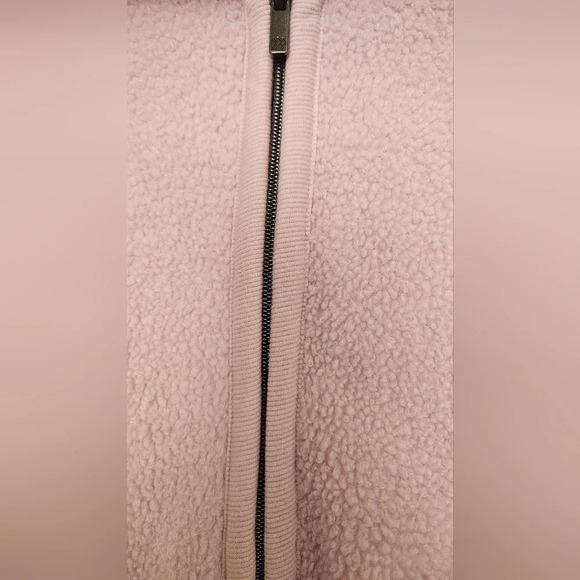 All in Motion womens sherpa full zip jacket. Size large - Picture 6 of 10